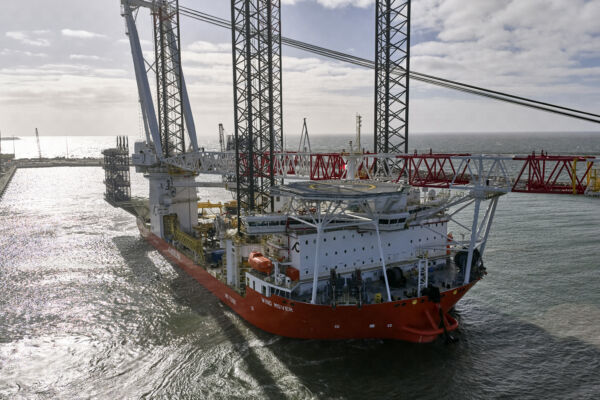 14 DJI 20260326082550 0247 D Wind Mover Rønne havn PF